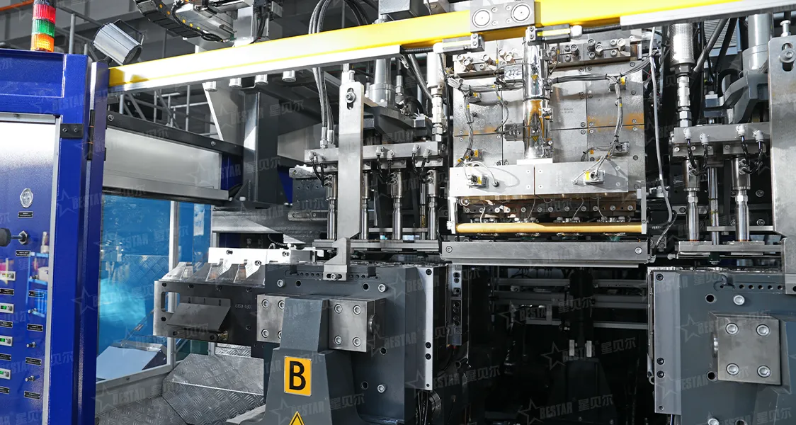 Blow Molding Machine